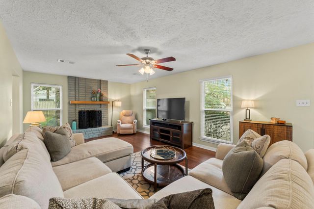 2107 Level Oak Place, The Woodlands, TX 77380