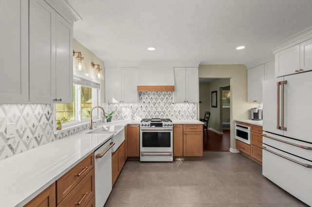 2107 Level Oak Place, The Woodlands, TX 77380