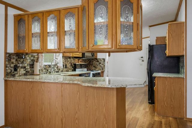 803 Pine Court, Oak Grove, MO 64075