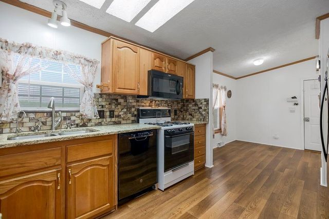 803 Pine Court, Oak Grove, MO 64075
