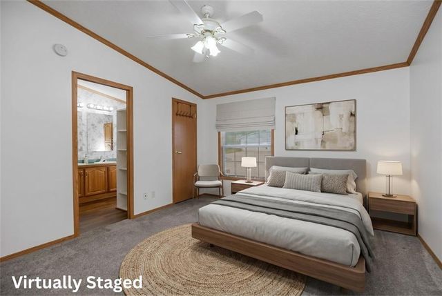 803 Pine Court, Oak Grove, MO 64075