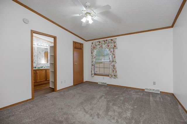 803 Pine Court, Oak Grove, MO 64075