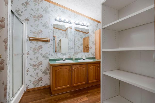 803 Pine Court, Oak Grove, MO 64075