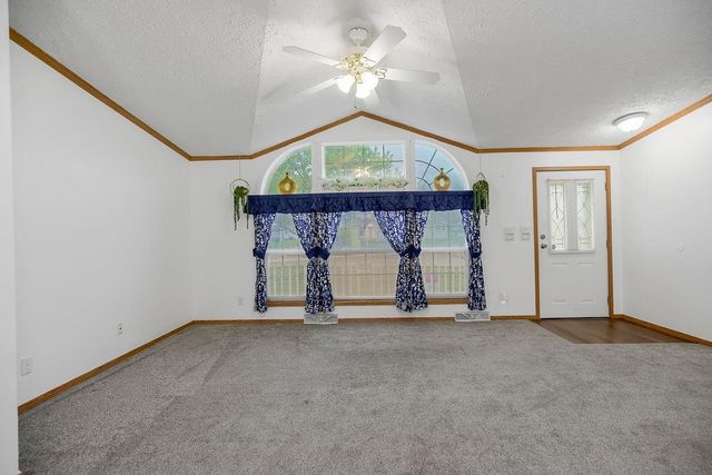 803 Pine Court, Oak Grove, MO 64075