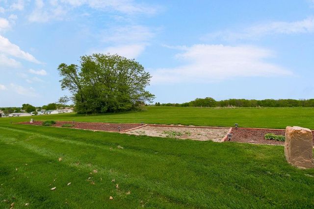 803 Pine Court, Oak Grove, MO 64075