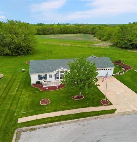803 Pine Court, Oak Grove, MO 64075
