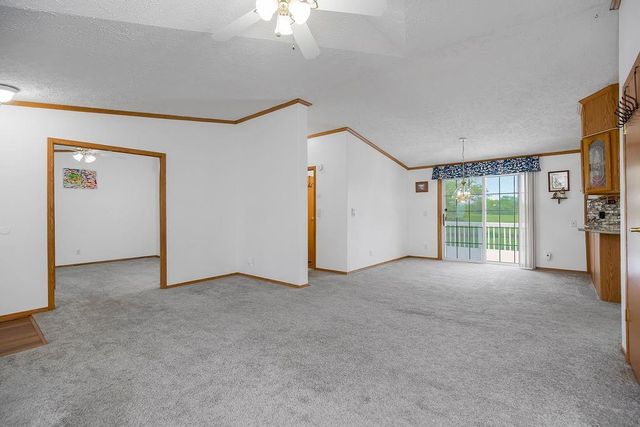 803 Pine Court, Oak Grove, MO 64075