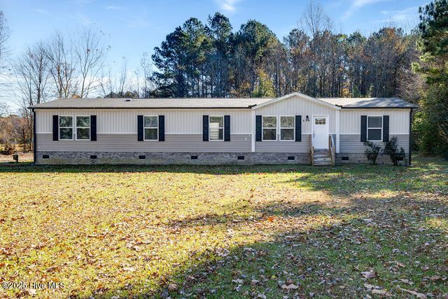 510 Mary Slocum Road NE, Willard, NC 28478