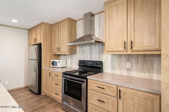 510 Mary Slocum Road NE, Willard, NC 28478