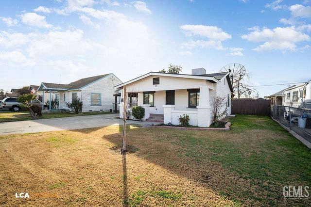 517 Decatur Street, Bakersfield, CA 93308