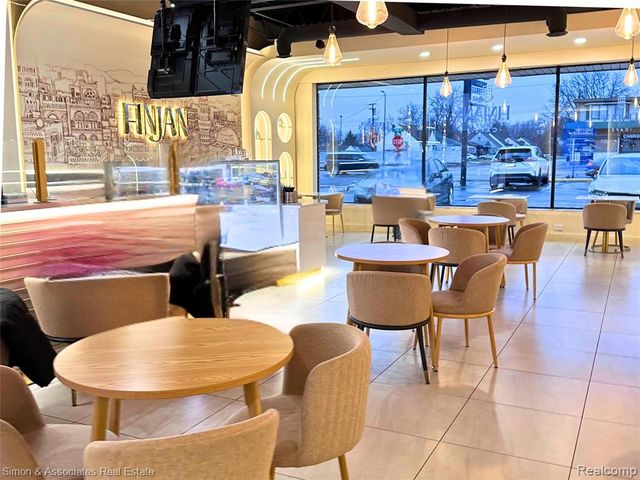 28251 Ford Road, Garden City, MI 48135