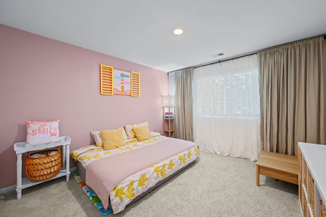 1125 WestLake Drive, Cary, IL 60013