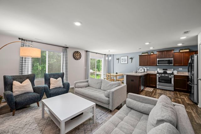 1125 WestLake Drive, Cary, IL 60013