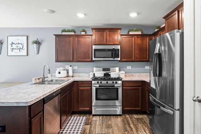 1125 WestLake Drive, Cary, IL 60013