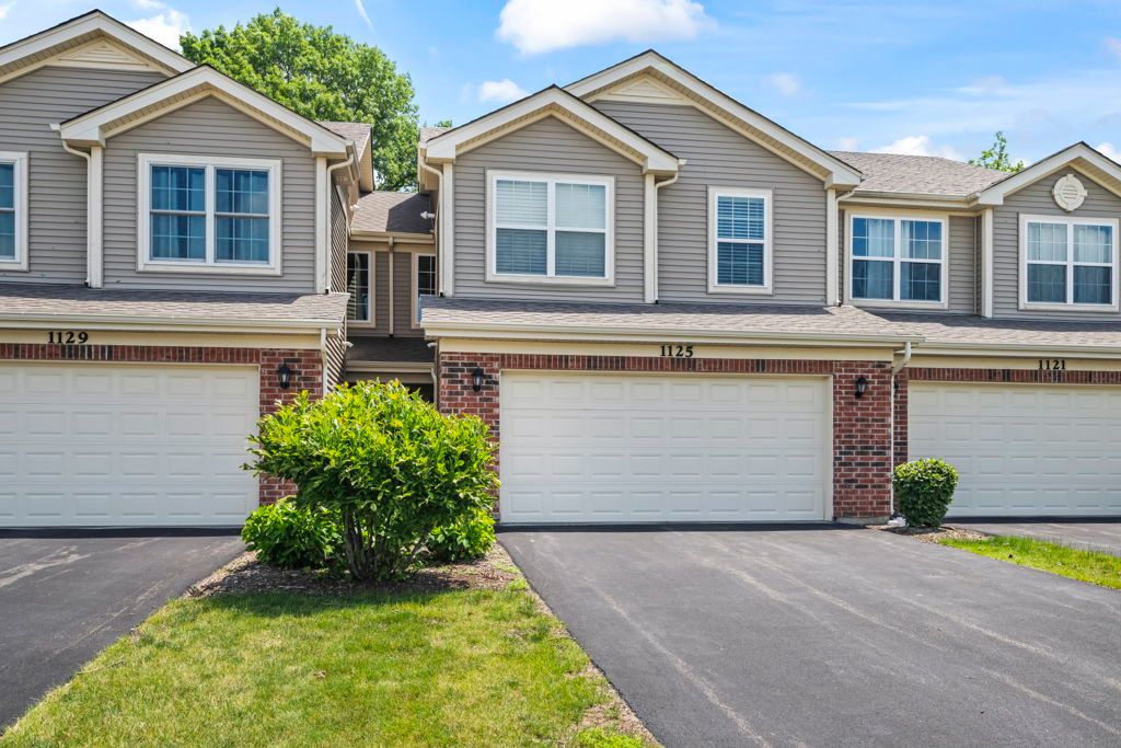 1125 WestLake Drive, Cary, IL 60013