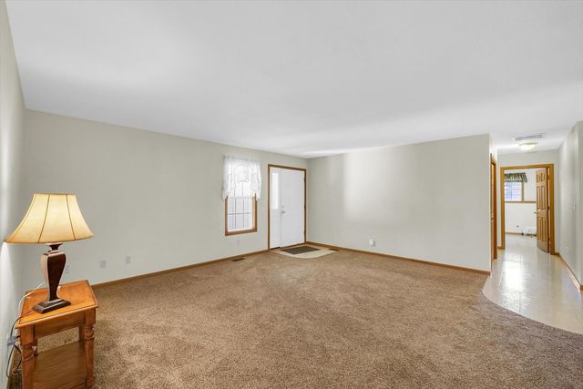 106 Chickasaw Lane, Loda, IL 60948