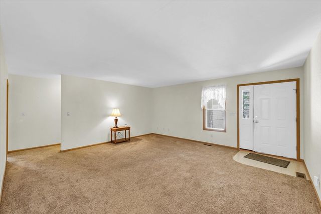 106 Chickasaw Lane, Loda, IL 60948