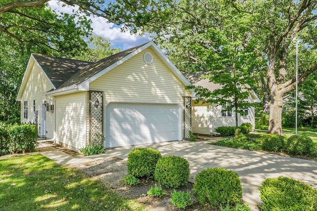 106 Chickasaw Lane, Loda, IL 60948