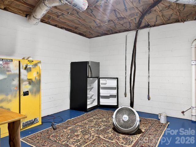 345 Lower Switchback Road, Union Mills, NC 28167