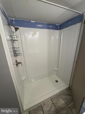 78 BAYWATCH LN, Inwood, WV 25428