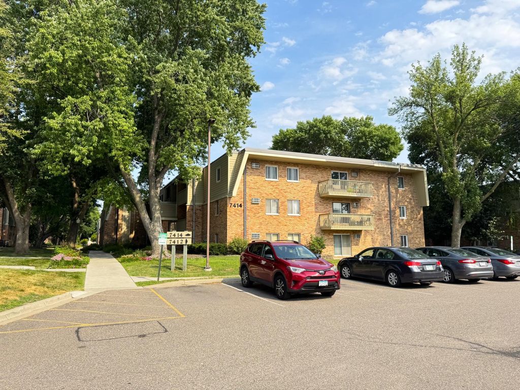 7414 W 22nd Street 306, Saint Louis Park, MN 55426 — photo 3