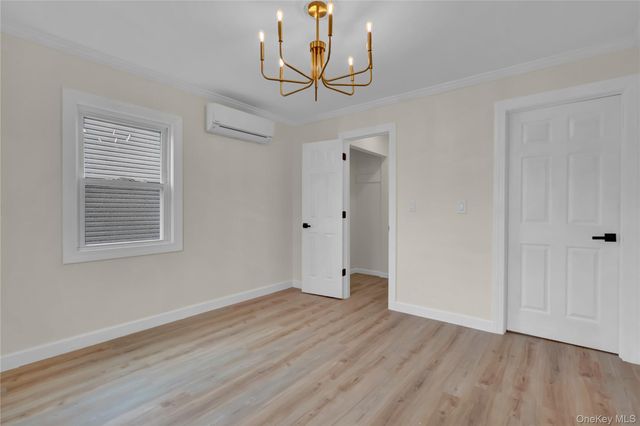 449 N Indiana Avenue, Lindenhurst, NY 11757