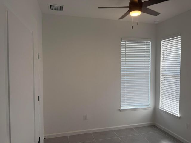 4450 Pinafore Street, Vero Beach, FL 32967