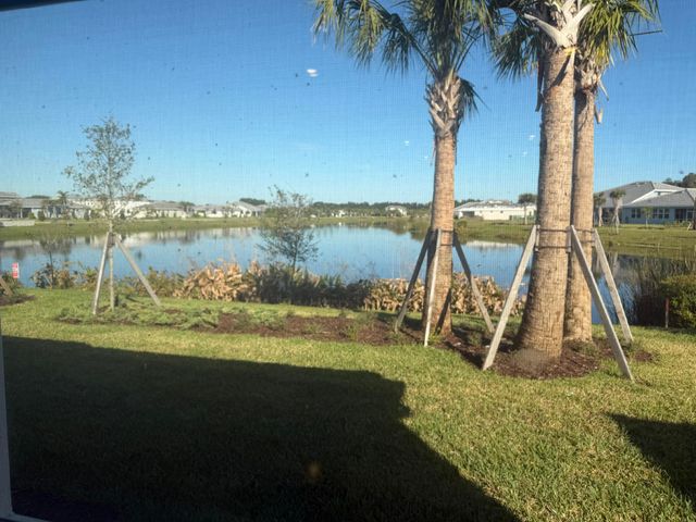 4450 Pinafore Street, Vero Beach, FL 32967