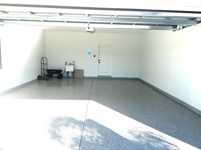 4450 Pinafore Street, Vero Beach, FL 32967