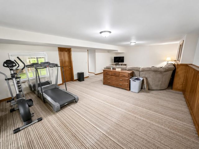 5350 E Farm Rd 168, Rogersville, MO 65742