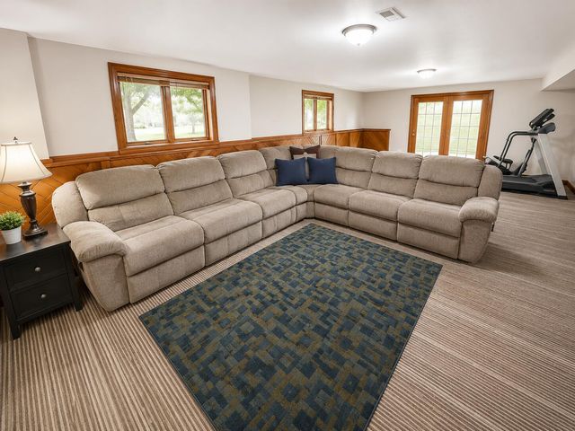 5350 E Farm Rd 168, Rogersville, MO 65742