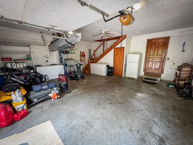 5350 E Farm Rd 168, Rogersville, MO 65742