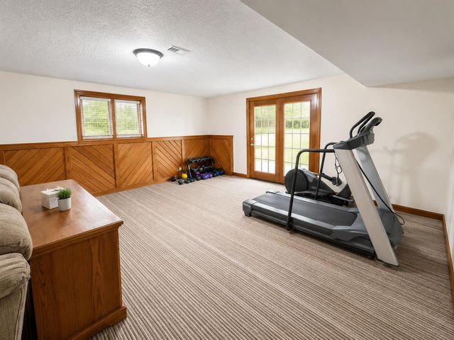 5350 E Farm Rd 168, Rogersville, MO 65742