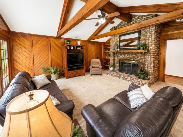 5350 E Farm Rd 168, Rogersville, MO 65742