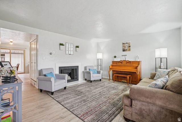 216 S 400 W, Orem, UT 84058