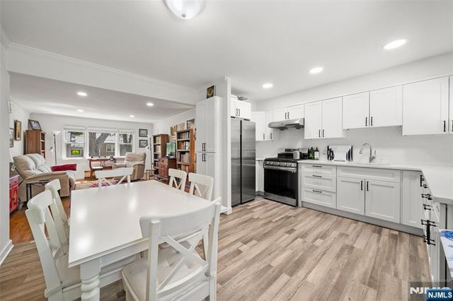151 Palisade Avenue C12, Englewood, NJ 07631