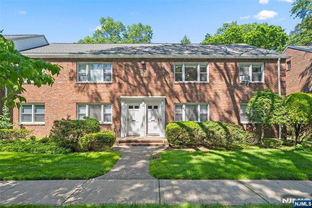 151 Palisade Avenue C12, Englewood, NJ 07631