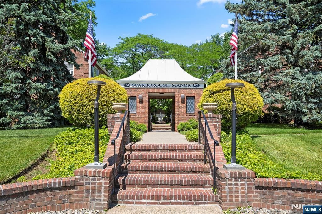 151 Palisade Avenue C12, Englewood, NJ 07631