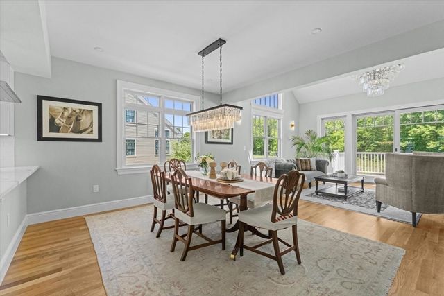 9 Adams Lane 9, Sherborn, MA 01770