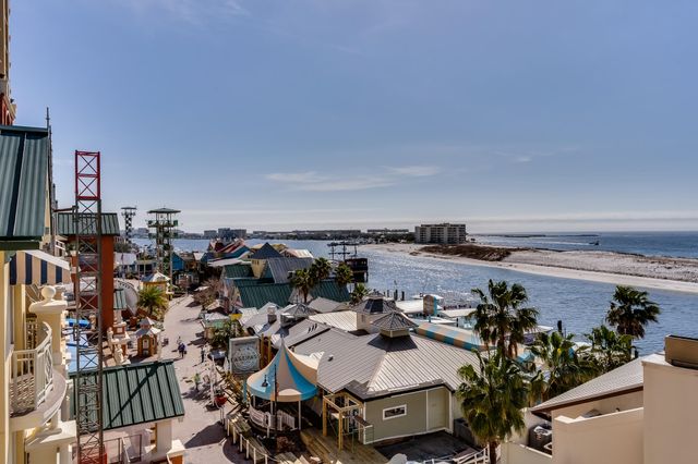 10 Harbor Boulevard W221, Destin, FL 32541