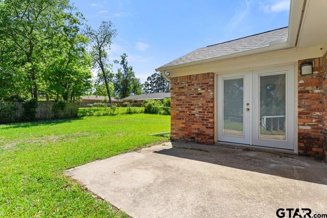 2213 Suanne Drive, Tyler, TX 75701