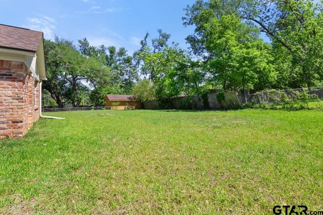2213 Suanne Drive, Tyler, TX 75701