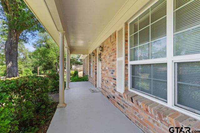 2213 Suanne Drive, Tyler, TX 75701