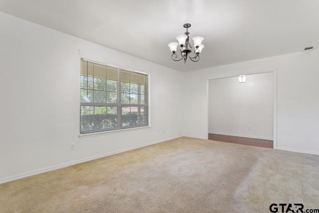 2213 Suanne Drive, Tyler, TX 75701