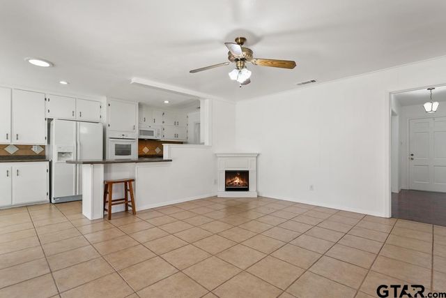 2213 Suanne Drive, Tyler, TX 75701