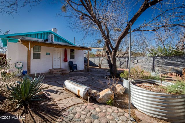 948 N Alder Avenue, Tucson, AZ 85705