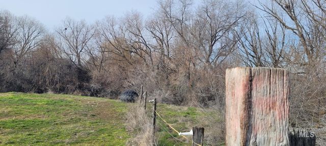 000 Crystal Ln, Wilder, ID 83676