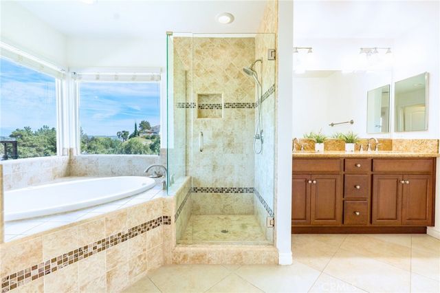 309 Camino De Gloria, Walnut, CA 91789