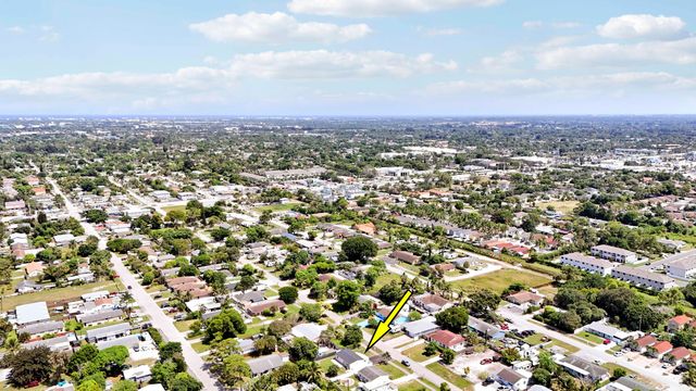 4785 Clinton Boulevard, Lake Worth, FL 33463