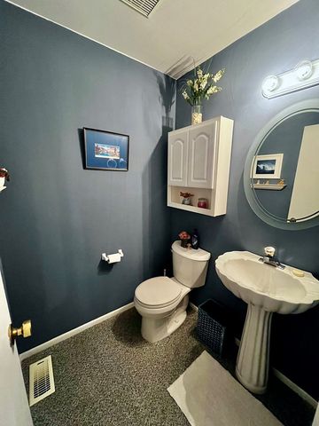 246 Holiday Hill, Lexington, OH 44904